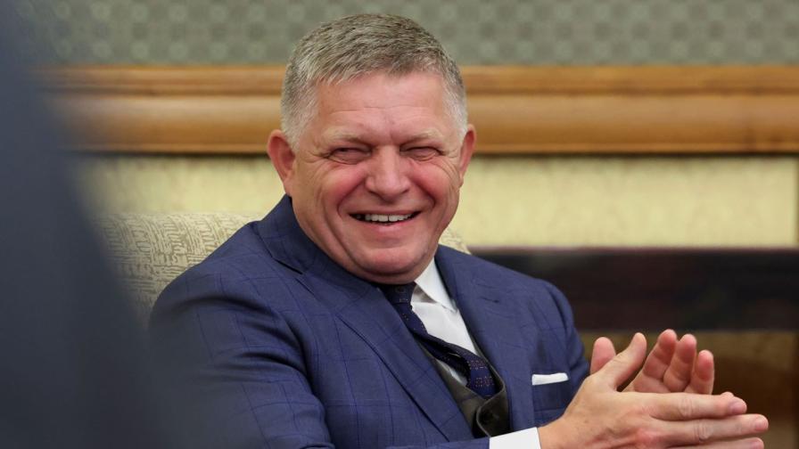 <p>Си Цзинпин с молба към Фицо </p>