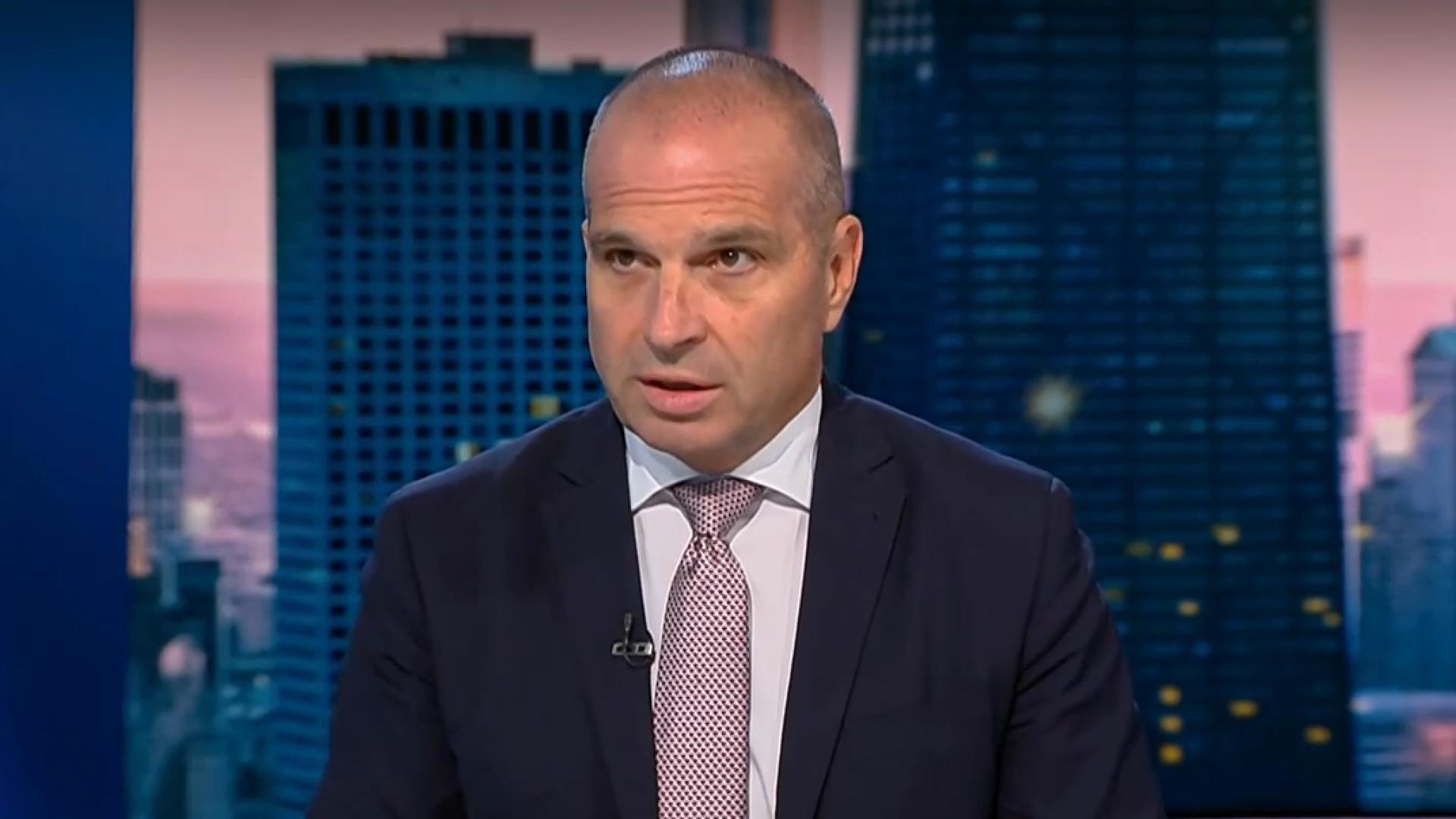 Зрители на сигнализираха за проблем с полет на Райнеър който