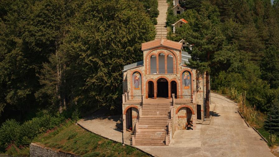 Кръстова гора в Родопите