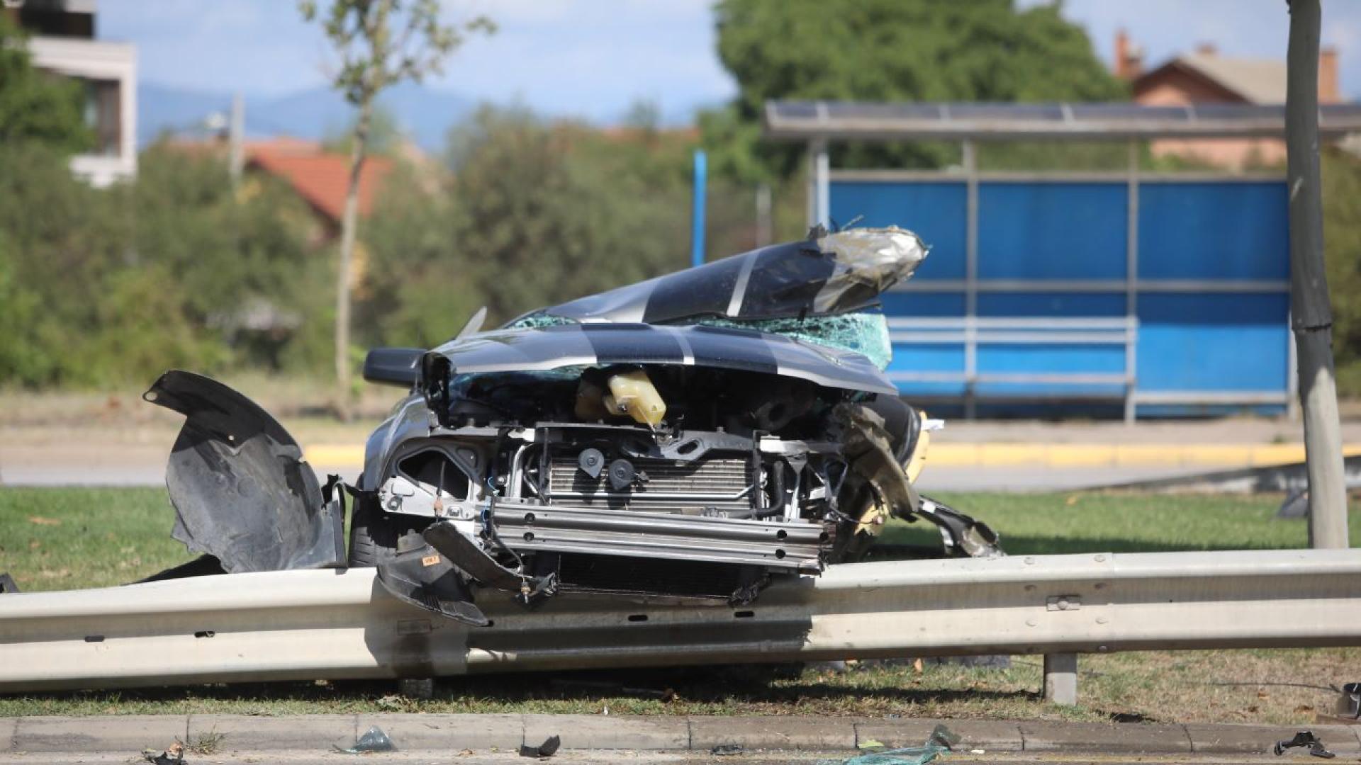 Тежка катастрофа с фатален край стана на бул Ботевградско шосе