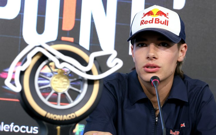 Никола Цолов и Крисия се появиха като двойка на Хелоуин (СНИМКА)