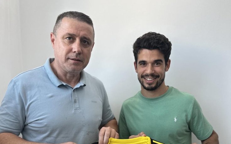 Добруджа привлече португалец