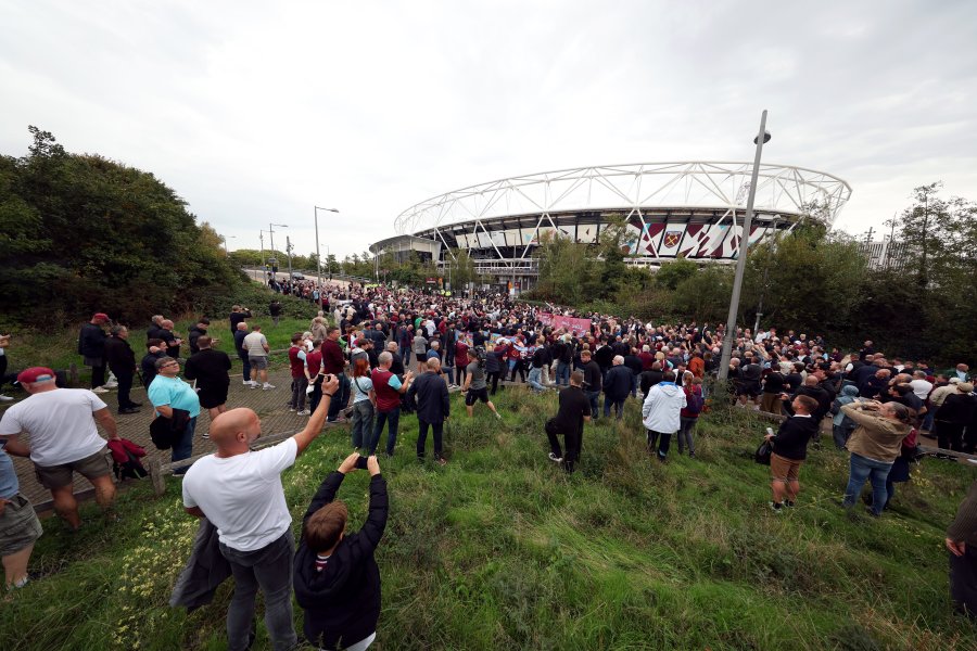 Протест на феновете на Уест Хем1