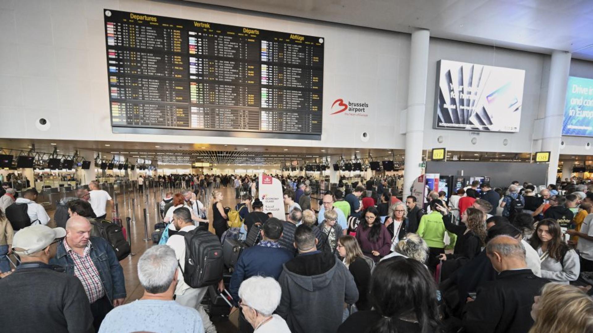 Летището в Брюксел заяви че половината от насрочените за утре