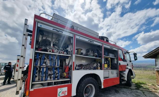 Голям пожар в Пловдив изпепели над 30 автомобила в автоморга