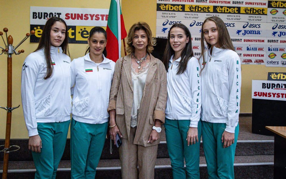 Весела Димитрова: Имахме доста тежка година като ансамбъл