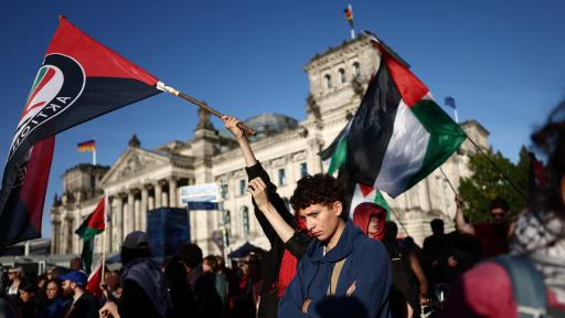 https://m5.netinfo.bg/media/images/51187/51187397/512-288-hiliadi-prizovaha-za-sankcii-sreshtu-izrael.jpg