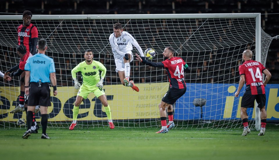 Славия Локомотив София1