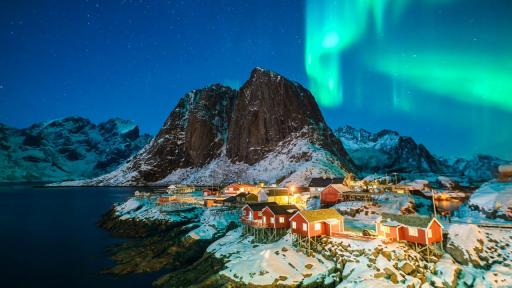 <p>Какво да ядем и видим в страната на елените и северното сияние?&nbsp;</p>