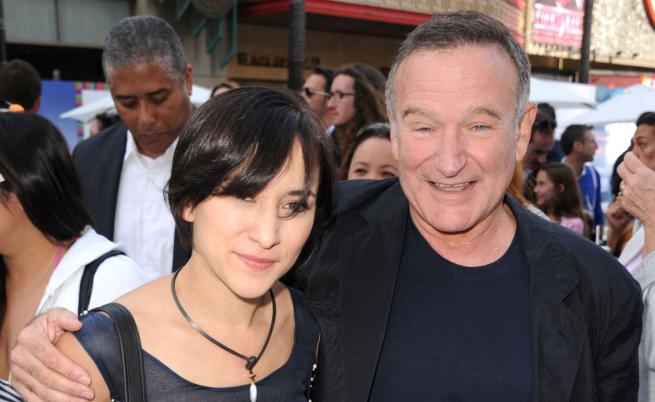 „Моля ви, спрете“: Дъщерята на Робин Уилямс срещу AI клипове с баща ѝ