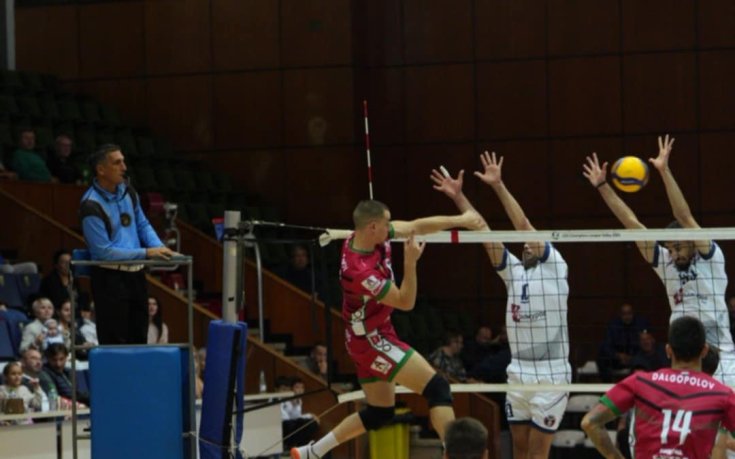 Нефтохимик триумфира на Купа 