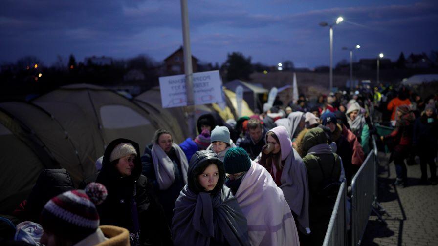 Полша заяви, че не може да приема повече украински бежанци