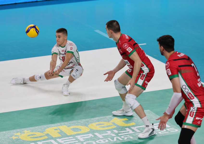 Матей Казийски и Локомотив Авиа Нефтохимик1