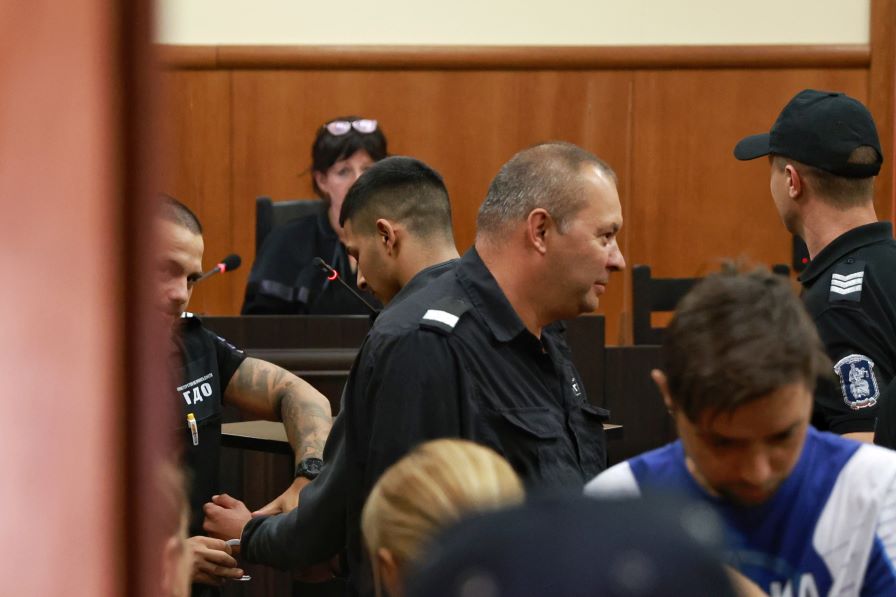 Оставиха в ареста Валентин Асенов, обвинен за катастрофата с АТВ в София