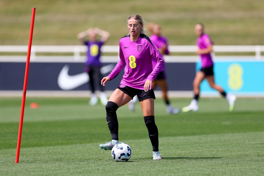 Клоуи Кели1