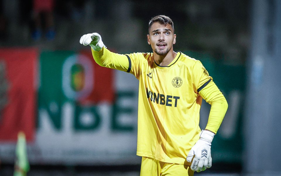 Национален вратар се приближава до ЦСКА