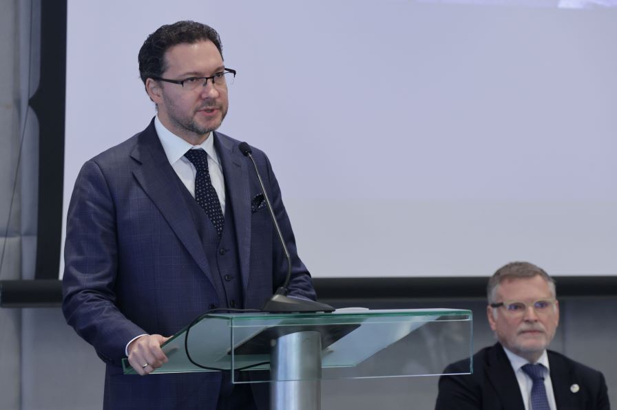 Митов: 30% ръст на иззетите фалшифицирани стоки в ЕС през 2024 г. спрямо 2022 г.