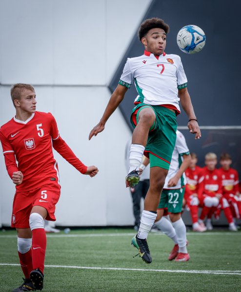 България Полша U151