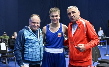 Нов медал за боксьорите на България в Будва