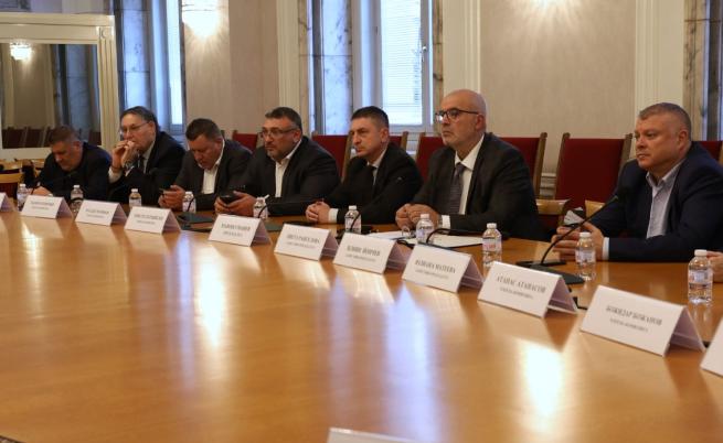 Вътрешната комисия отхвърли ветото на президента за Закона за ДАНС