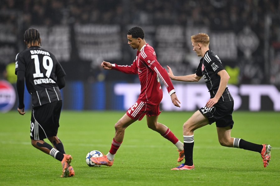 Айнтрахт Франкфурт Ливърпул1