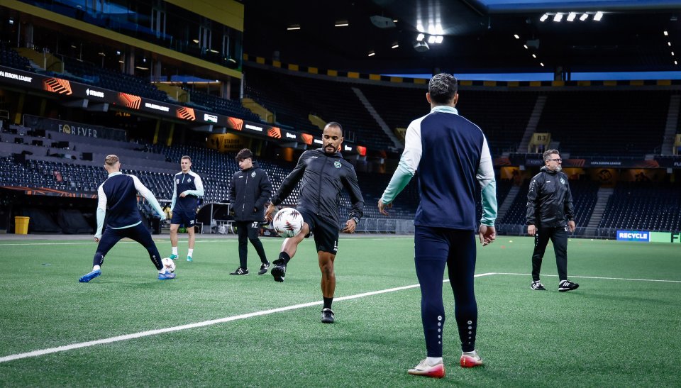 Тренировка на Лудогорец в Берн преди мача с Йънг Бойс1