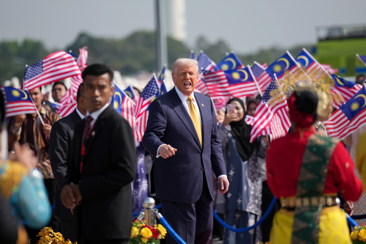 <p>Тръмп отпътува от Малайзия за Япония.</p>