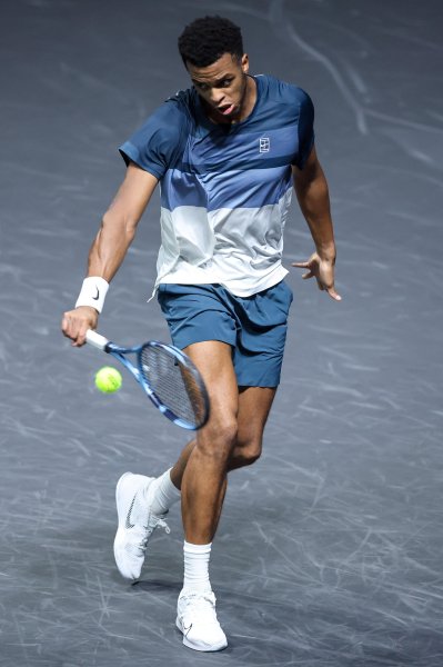 Джовани Мпечи Перикар Григор Димитров1