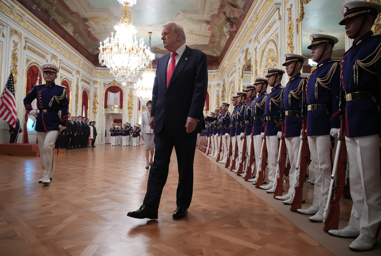 <p>Американският президент Доналд Тръмп се срещна в Токио с японската премиерка Санае Такаичи.</p>