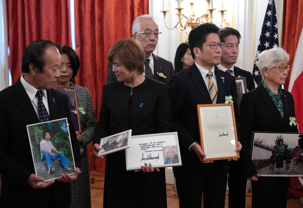 <p>Американският президент Доналд Тръмп се срещна в Токио с японската премиерка Санае Такаичи.</p>