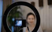Китай въвежда строги правила за инфлуенсърите