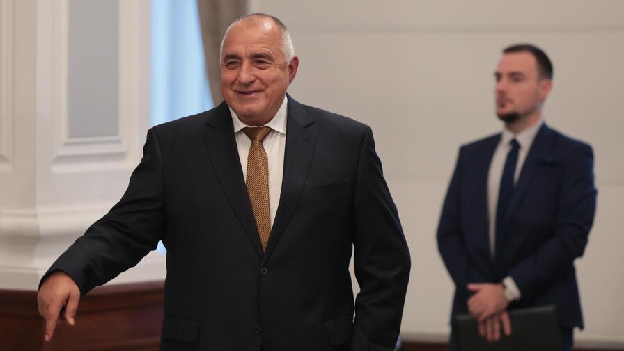 <p>Българската държава и германският технологичен концерн &bdquo;Райнметал&ldquo; обявиха началото на проекта за изграждане на завод за барут и боеприпаси на официална церемония в Министерския съвет</p>