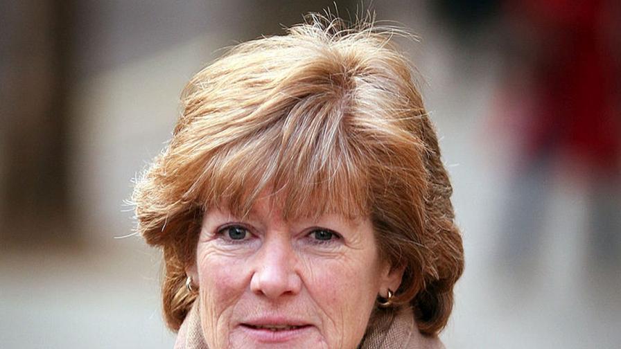 Лелята на Уилям и Хари е в болница след сериозно падане от кон