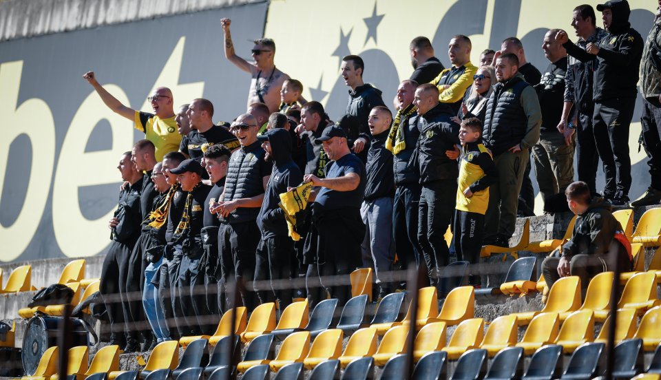 Миньор Перник Черно море1