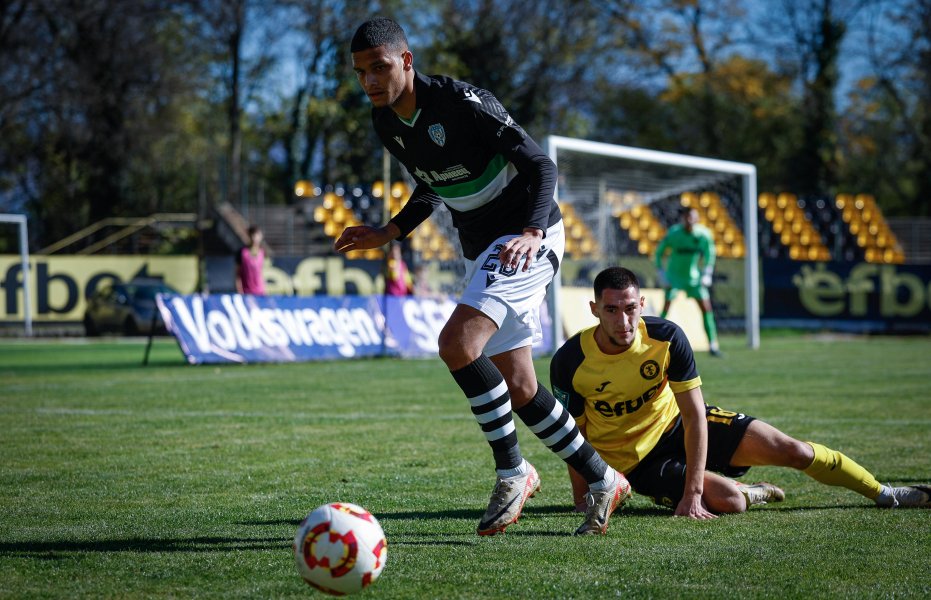 Миньор Перник Черно море1