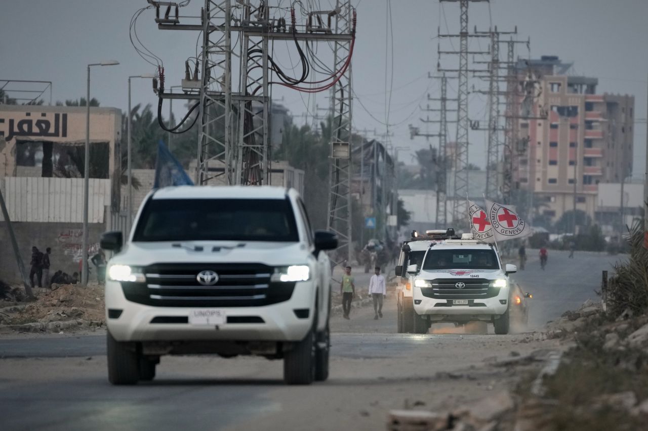 Израел е идентифицирал телата на заложниците, предадени от "Хамас" по-рано