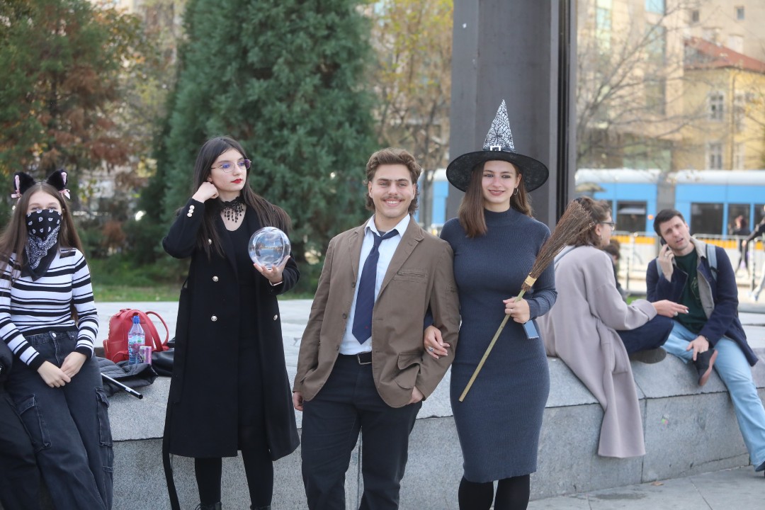 <p>Хелоуин в София</p>