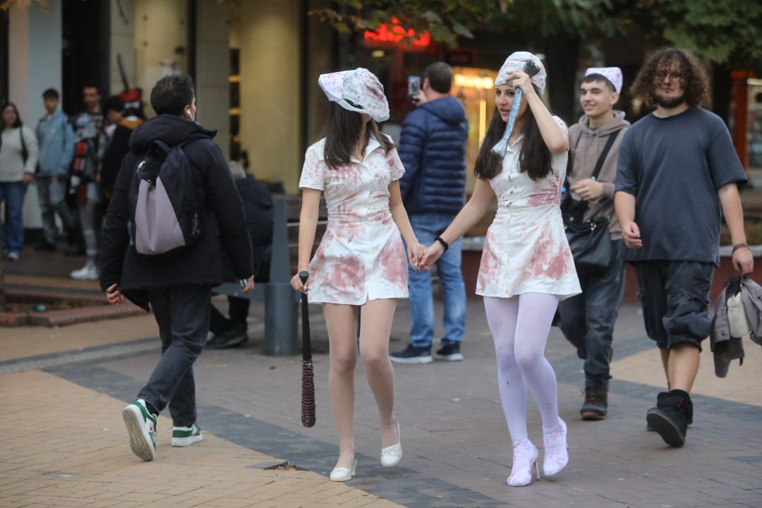 <p>Хелоуин в София</p>