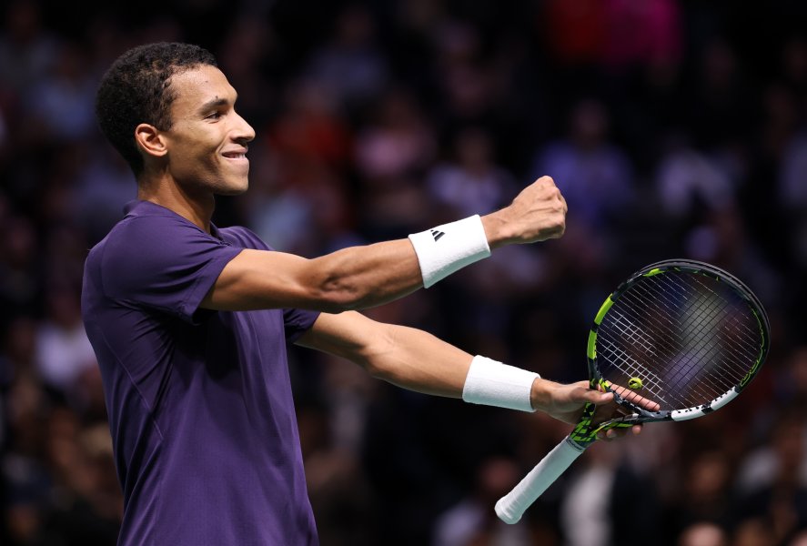 Феликс Оже Алиасим Александър Бублик1