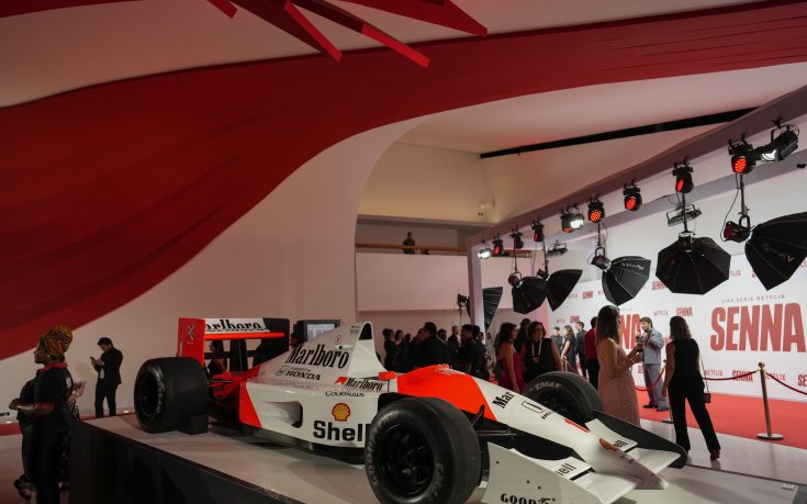 Предлагат на търг шасито, с което Сена спечели Гран При на Бразилия