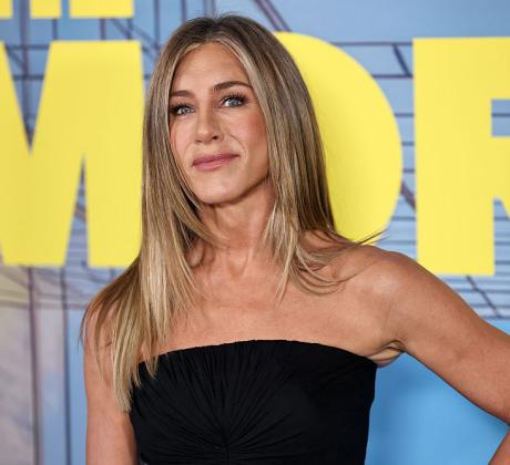 Актрисата Дженифър Анистън направи своята първа публична стъпка към официално