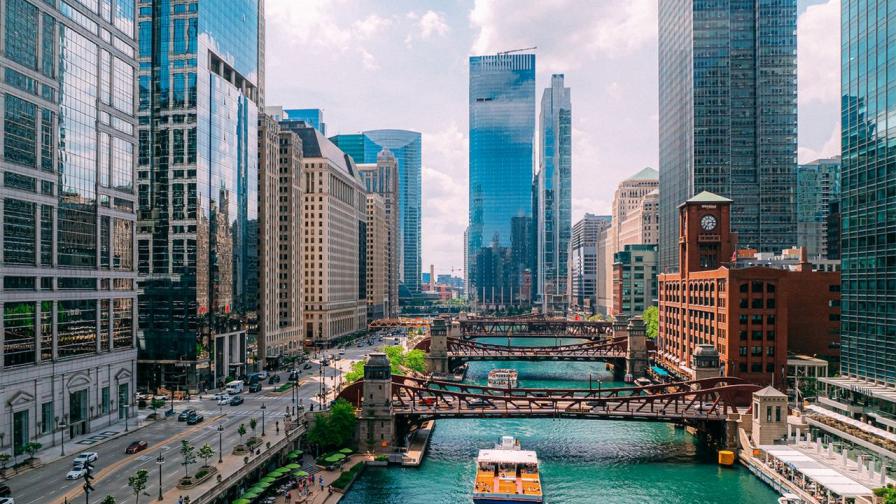 <p>Къде е градът на &quot;дълбоката пица&quot;</p>