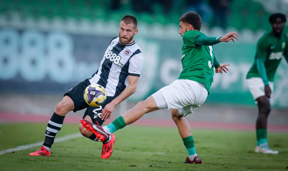 Берое Локомотив София1