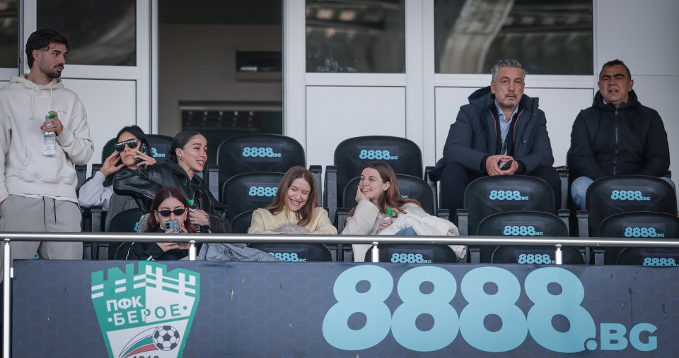 Берое Локомотив София1