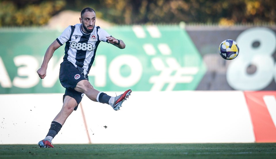 Берое Локомотив София1