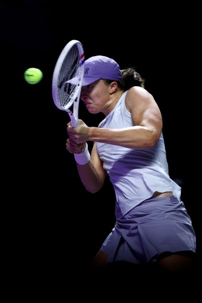 Ига Швьонтек Елена Рибакина1