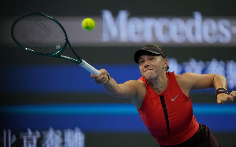 Анисимова с обрат срещу Мадисън Кийс на Финалния турнир