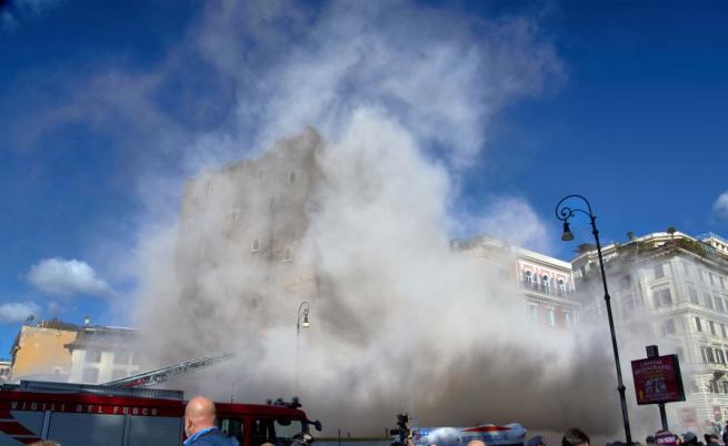 Почина работникът, изваден от рухналата средновековна кула в Рим