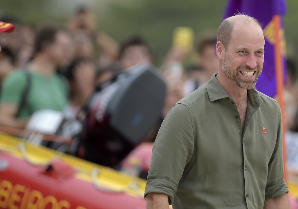 <p>Принц Уилям показа по-неформалната си страна и говори за нуждата от повече добри лидери в първия ден от официалната си визита в Бразилия. Херцогът на Кеймбридж е в страната за цяла седмица по повод годишните си награди Earthshot и конференцията на ООН за климата &ndash; COP30.&nbsp;</p>