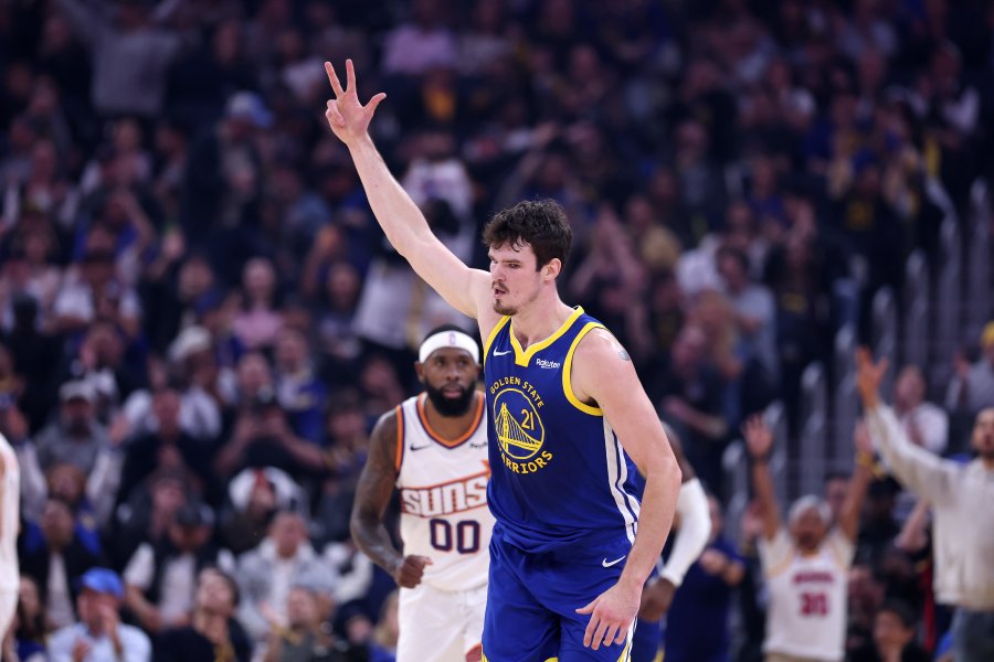 Голдън Стейт Уориърс Финикс Сънс1